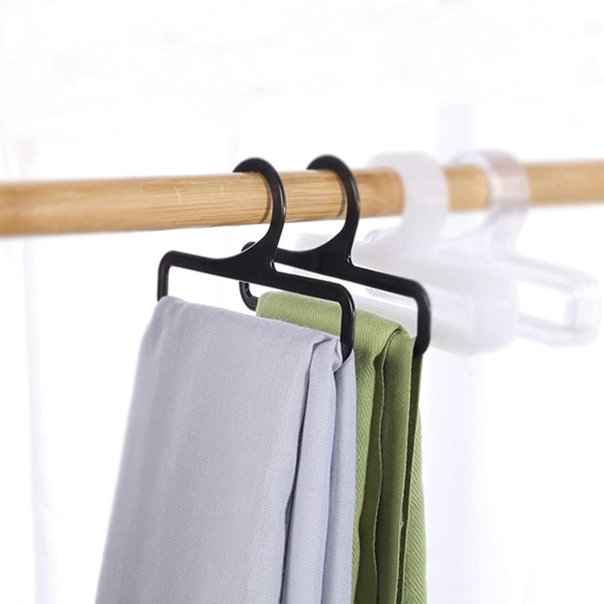 Scarves Hangers A Black (20 Pcs )